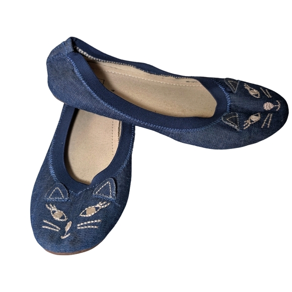 5/$25...Size 4 Girls Kitty Cat design by The Gap - Like New - Picture 2 of 3